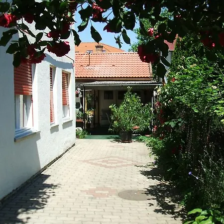 Apartman Otis Vendeghaz Siófok