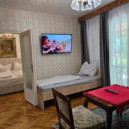 Otis Vendeghaz Apartman Siófok