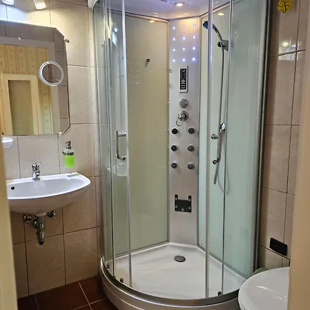 公寓 Otis Vendeghaz 希欧福克
